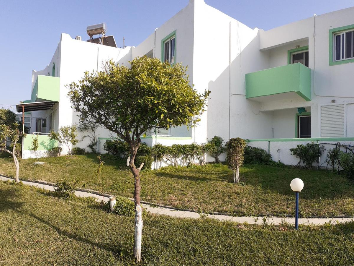 Zikas Apartments Мармари Экстерьер фото